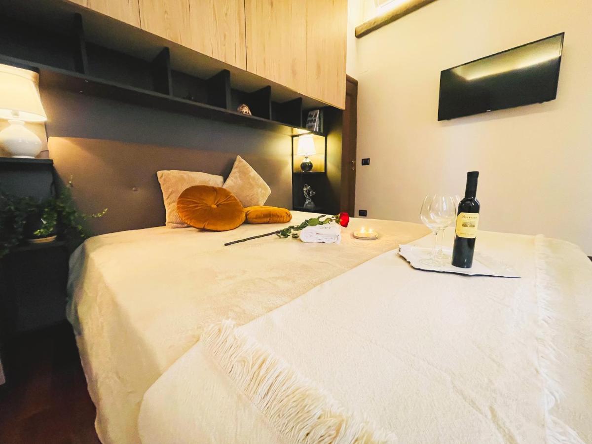 Trevi Fountain Luxury Guest House Rome Exterior photo