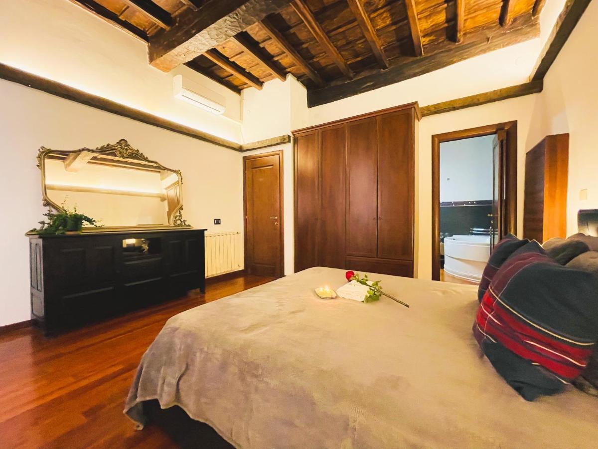 Trevi Fountain Luxury Guest House Rome Exterior photo